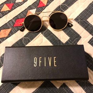 ✨ 9five luxury gold/black sunglasses✨